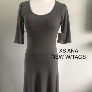 Gray LuLaRoe Ana dress.